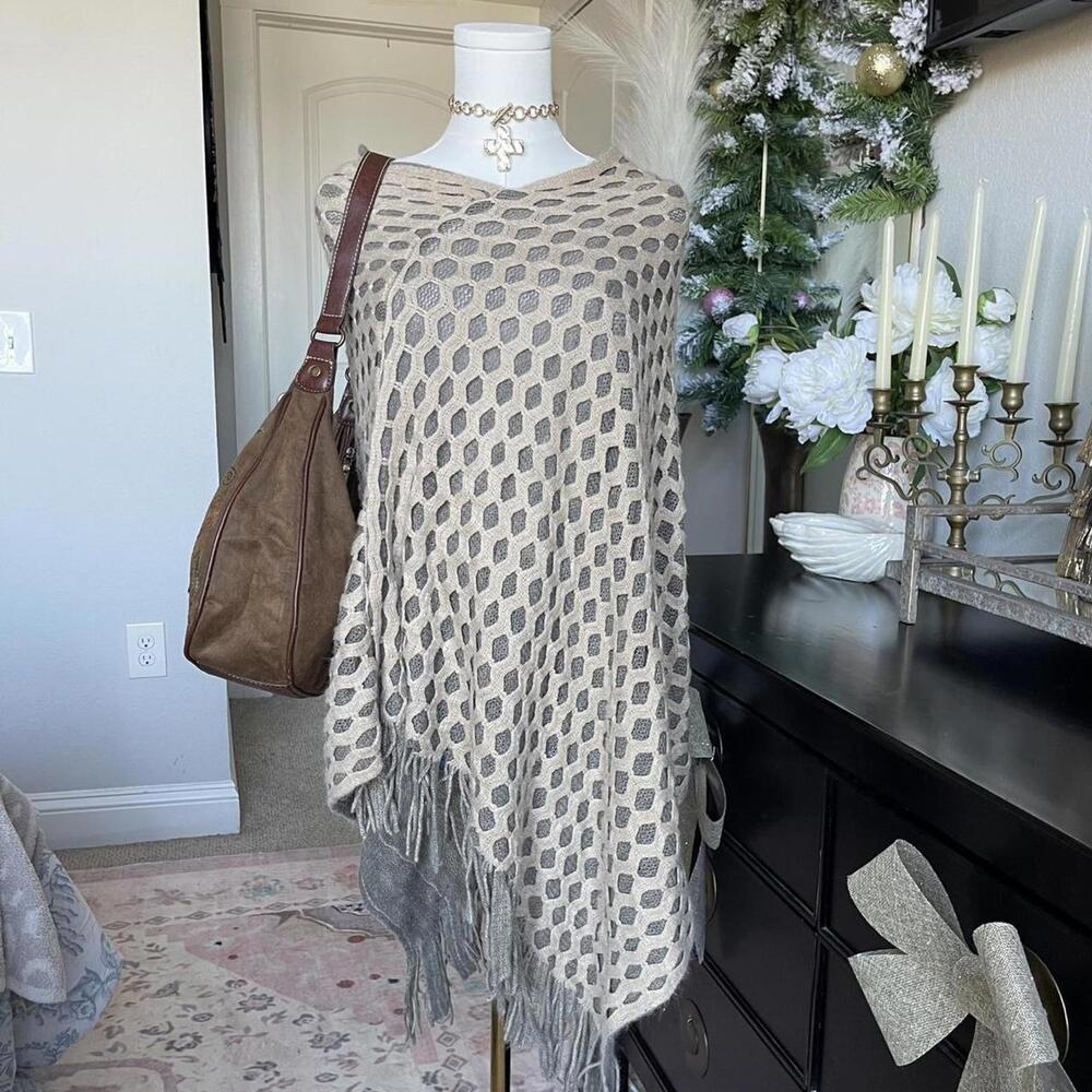 Y2K Shawl